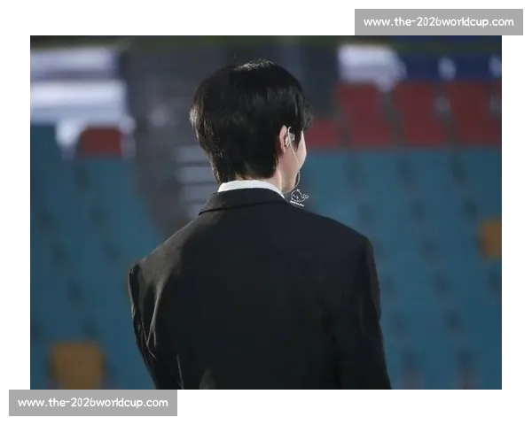 苏超野火燎原，许家印困局泪落