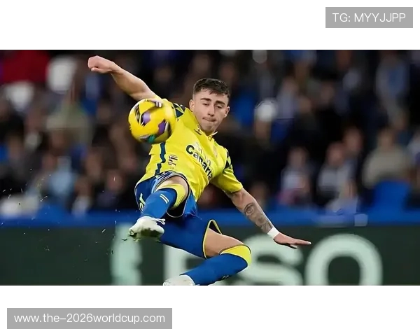 比利亚雷亚尔官宣 1600 万欧签 21 岁中场新星，莫莱罗加盟至 2030 年